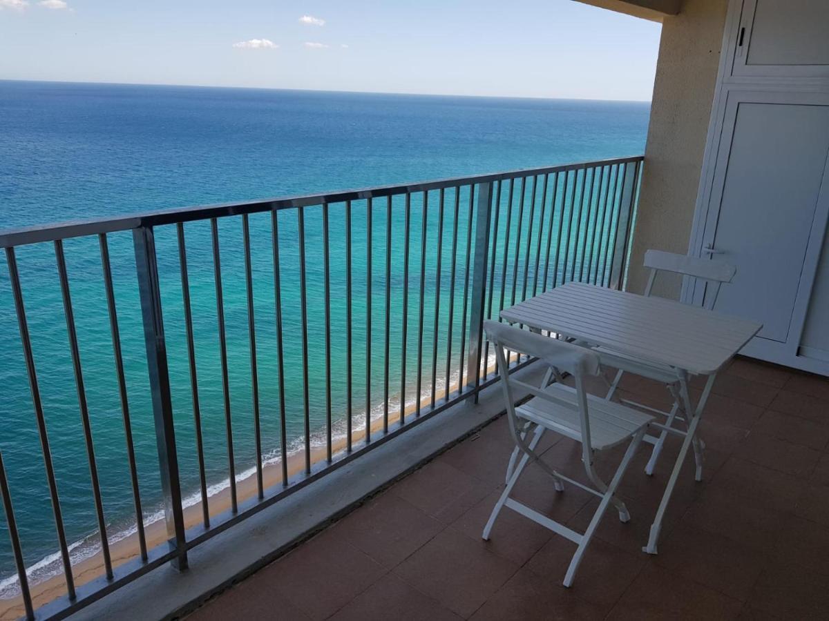 Apartamento En Primera Linia Vistas Al Mar プラヤ・デアロ エクステリア 写真