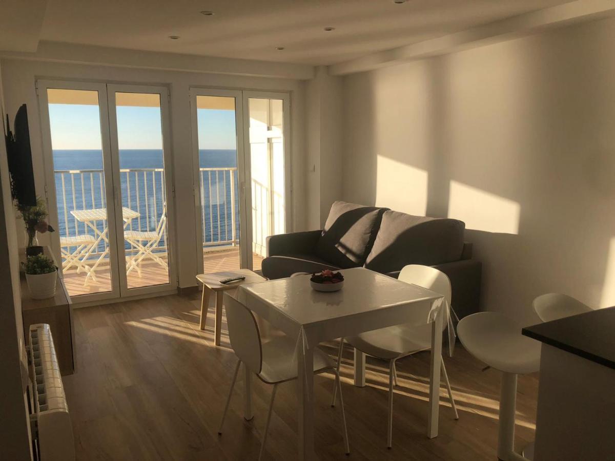 Apartamento En Primera Linia Vistas Al Mar プラヤ・デアロ エクステリア 写真