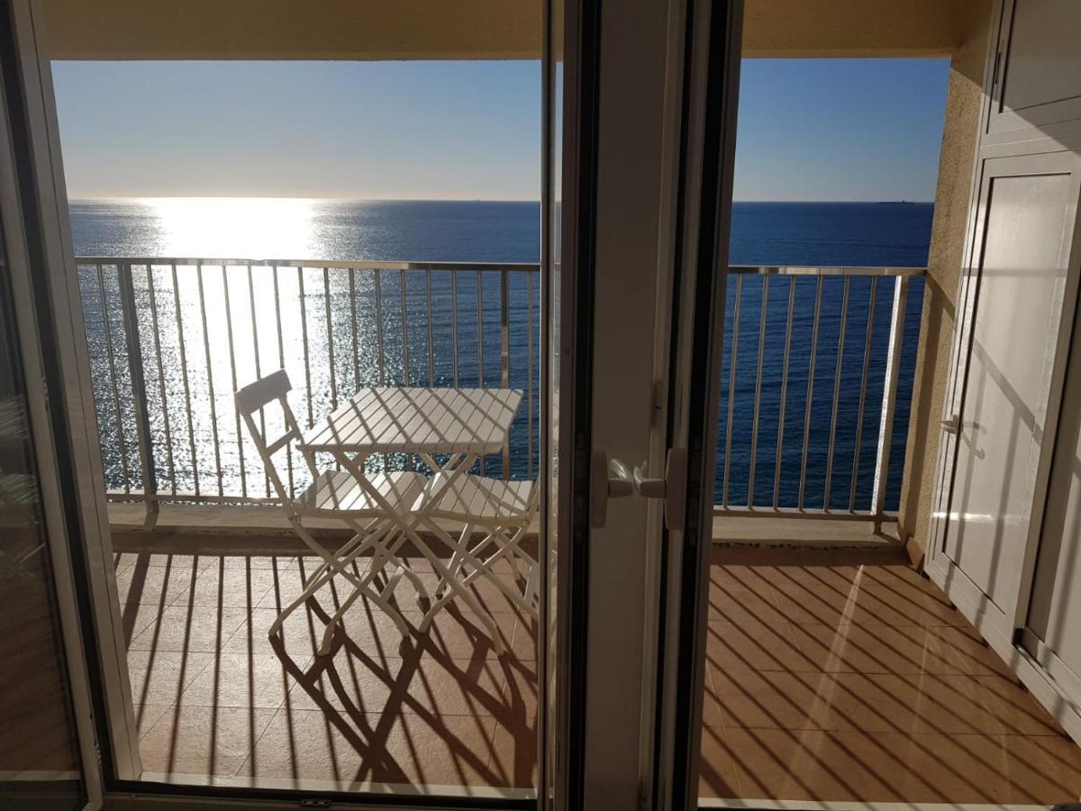 Apartamento En Primera Linia Vistas Al Mar プラヤ・デアロ エクステリア 写真